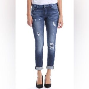 Kut from the Kloth women’s jeans Catherine Boyfriend jean low rise ripped 10